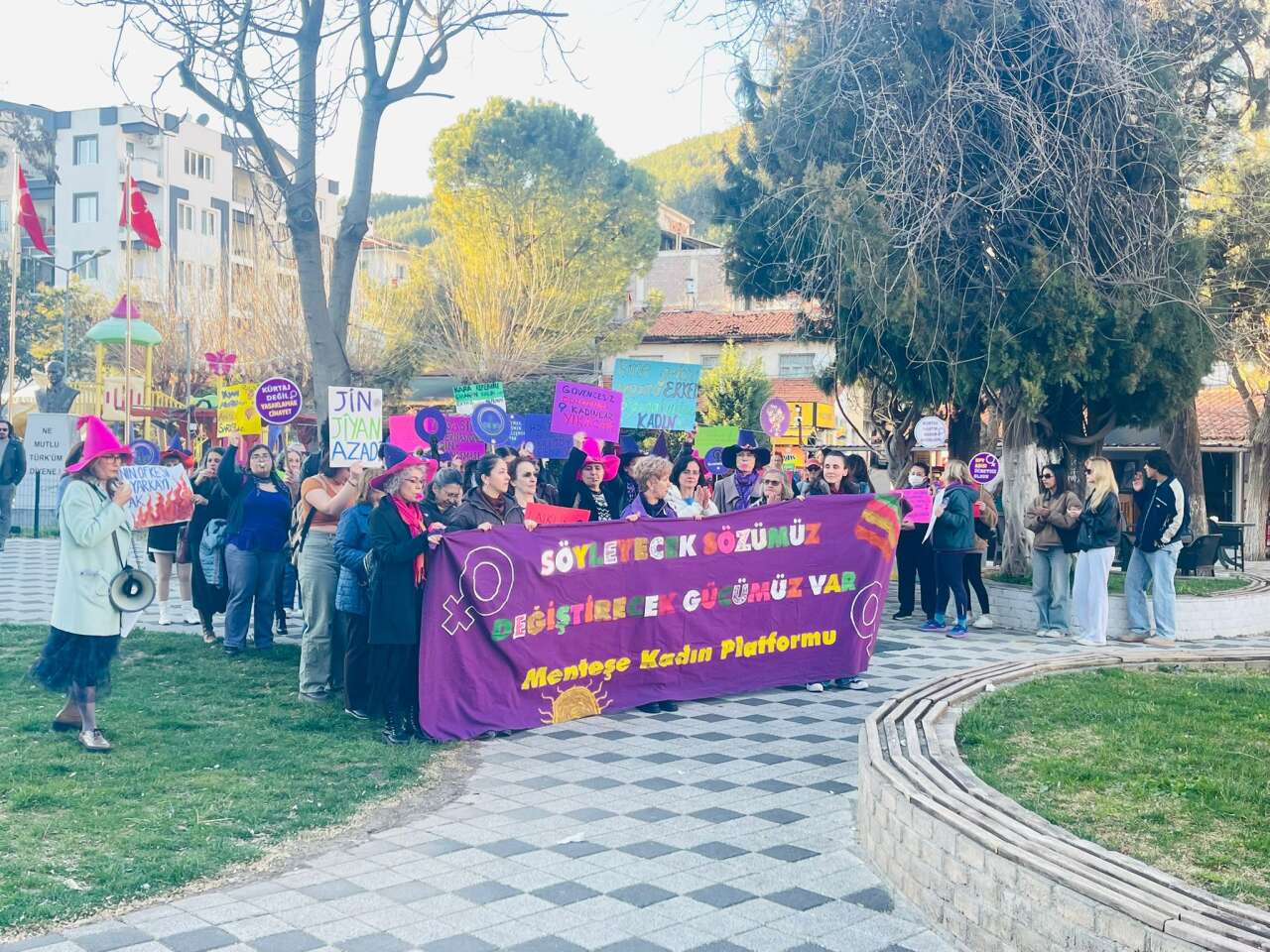 Menteşe’de 8 Mart’ta Kadınlar Meydana Çıktı 1